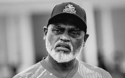 মাঠেই মারা গেলেন ঢাকার কোচ মাহবুব আলী