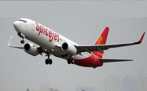 স্পাইসজেট  বাংলাদেশের আকাশসীমা ব্যবহারে নিষেধাজ্ঞা